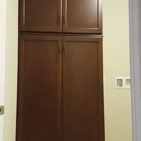 Custom laundry closet cabinetry, Columbus, OH area